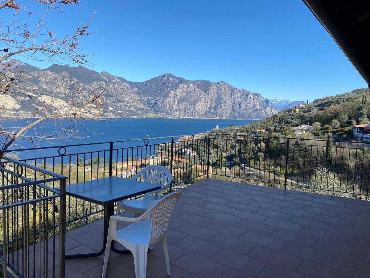 Olive Grove House Apartment Малчезине Екстериор снимка