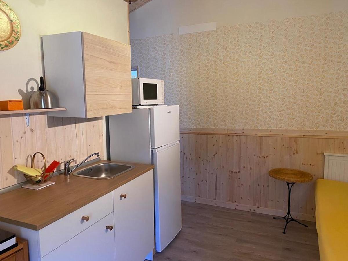 Olive Grove House Apartment Малчезине Екстериор снимка